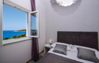 Amazing Apartment In Rogoznica - Rogoznica - 5