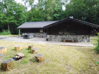 Beautiful Home In Aars W- - 0