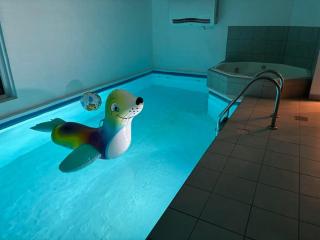 Wonderful, Large Pool Holiday Home, Close To Marielyst Beach, - Marielyst - 9