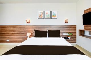 Super Hotel SRH luxury Rooms Near Rail Nilayam, NCL. - Hyderabad - 1