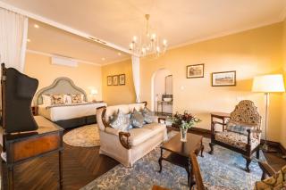 The Victorian Manor - 6