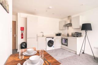 Central Preston Lovely 1 Bedroom Apartment - Preston - 9