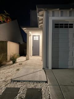 Entire Cozy Guest Home - Roseville - 0