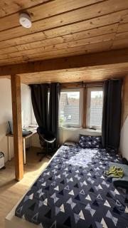 Zentrales Privatzimmer in 3er Wohngemeinschaft - 2