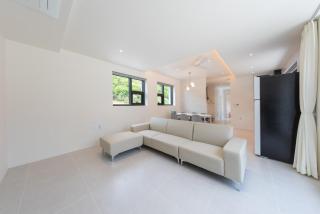 Gangneung Gyeongpo 345 Pool Villa - 9