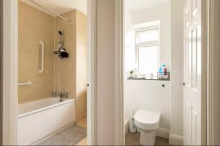 Charming Double Room Near Richmond Park Kingston Gate - Kingston upon Thames - 9