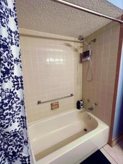 Cozy Vacation home - 4