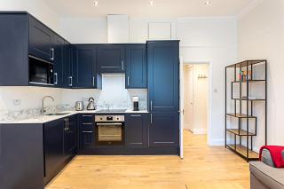 Modern Bayswater Flat - London - 3