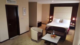 Manhattan Avenue Hotel - Dubai - 1