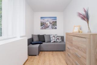 Jasny Apartament blisko TAURON Arena Kraków by Noclegi Renters - Krakow - 9