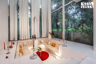 The Crystal Hall India's only all Glass Villa - Bangalore - 3