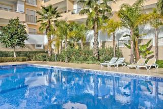 Lagos Palm Tree 1 with Pool by Homing - Lagos - 9