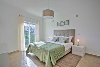 Lagos Palm Tree 1 with Pool by Homing - Lagos - 3