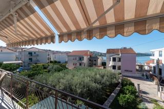 Apartment Domi - 9