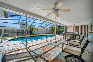 The Crown House 4b Pool Home 6 mins to IR Beach - 6