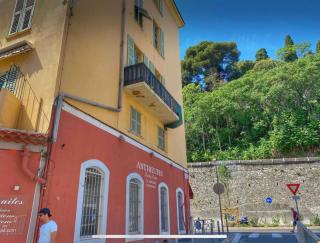 Welcome ! Entre colline du Château et le port - 7