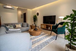 Mynt stay lake view residence 3 bedroom 21 - New cairo - 0