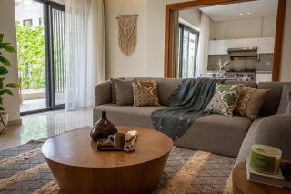 Mynt stay lake view residence 3 bedroom 21 - New cairo - 2