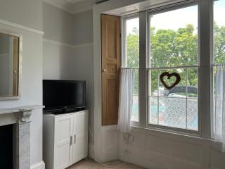 Coronation Road - Bristol - 9