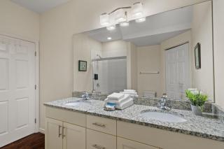 3 Bedrooms 2 Baths Lucaya Village 10-103 Lv - 2