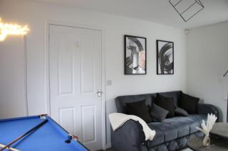 Modern Central Townhouse-Free Parking-Pool Table - Manchester - 4