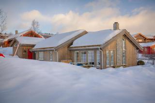 New 4Bedroom Cabin with Sauna, Terrace & Fireplace - 0