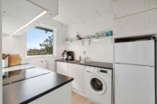 Idyllic Holiday Home Near Cliffs And Beach - Gudhjem - 5
