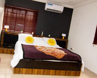 OGC 2Bed flat Adeniyi Jones - 3