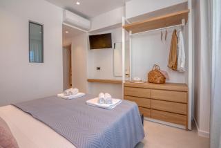 The White House Luxurious & The Little White House - Koukounará - 8