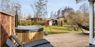 Cozy Cottage With Wilderness Bath - Føllenslev - 9