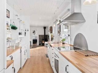 Cozy Cottage With Wilderness Bath - Føllenslev - 8