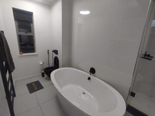 Cape Town Crystal Towers - 6