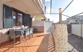 Gorgeous Apartment In Marina Di Ardea - 0