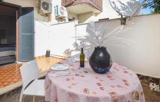 Gorgeous Apartment In Marina Di Ardea - LʼAmericano - 9