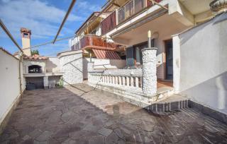 Gorgeous Apartment In Marina Di Ardea - LʼAmericano - 3