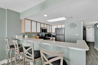Baywatch Resort Oceanfront Dream Maker - Myrtle Beach - 7