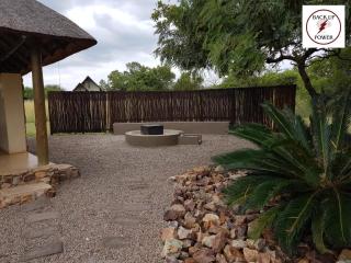 Zebula Golf and Wildlife Estate - The Milky Way Pax 12 - Moi Signature Luxury villa - Mabula - 5