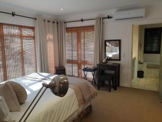 Zebula Golf and Wildlife Estate - Africa Breathing Pax 8 - Moi Signature Exclusive Villa - Mabula - 1