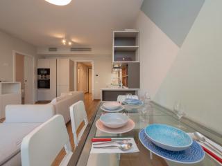 Elegante e luminoso appartamento con box auto a pochi passi da metropolitana M4 - Milano - 5