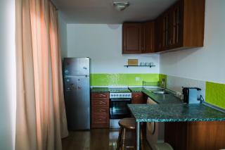 Cozy House with Free parking - 4