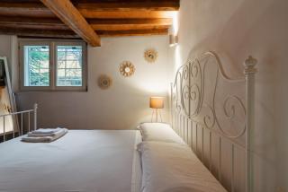 Charming Apartment in the Heart of Santo Spirito - Florence - 4