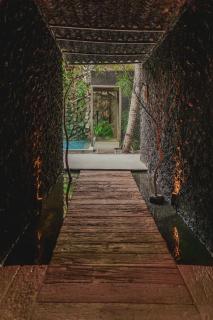 Aloha Village Hotel - 1