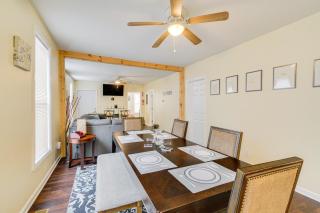 2 Mi to Syracuse University Apt with Fire Pit - Syracuse - 2