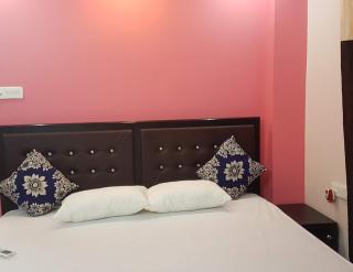 Eva's Castle - 1BHK AC Room with Kitchen - Puri - 1