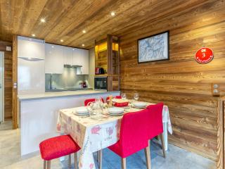 Spacieux duplex 3P avec wifi et balcon sud, parking inclus, près des pistes à Val-d'Isère - FR-1-694-27 - 4