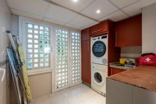 Afrodite Apartment - Frontline Beach - 5