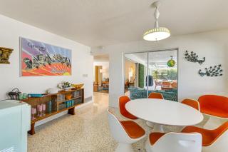Lanai and Pet Friendly! Retro-Chic Sarasota Home! - 4