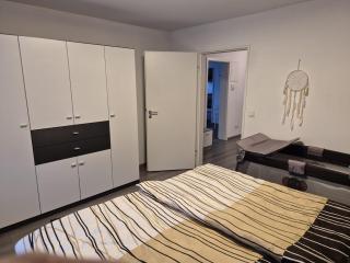 Neu 4 Zi Kü Bad Coll-mar - Neunkirchen - 4