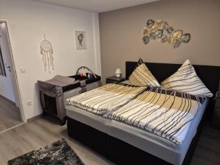 Neu 4 Zi Kü Bad Coll-mar - Neunkirchen - 7