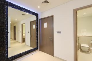 Livbnb - Luxurious 3BR with 1 with Burj Khalifa View - Dubai - 4
